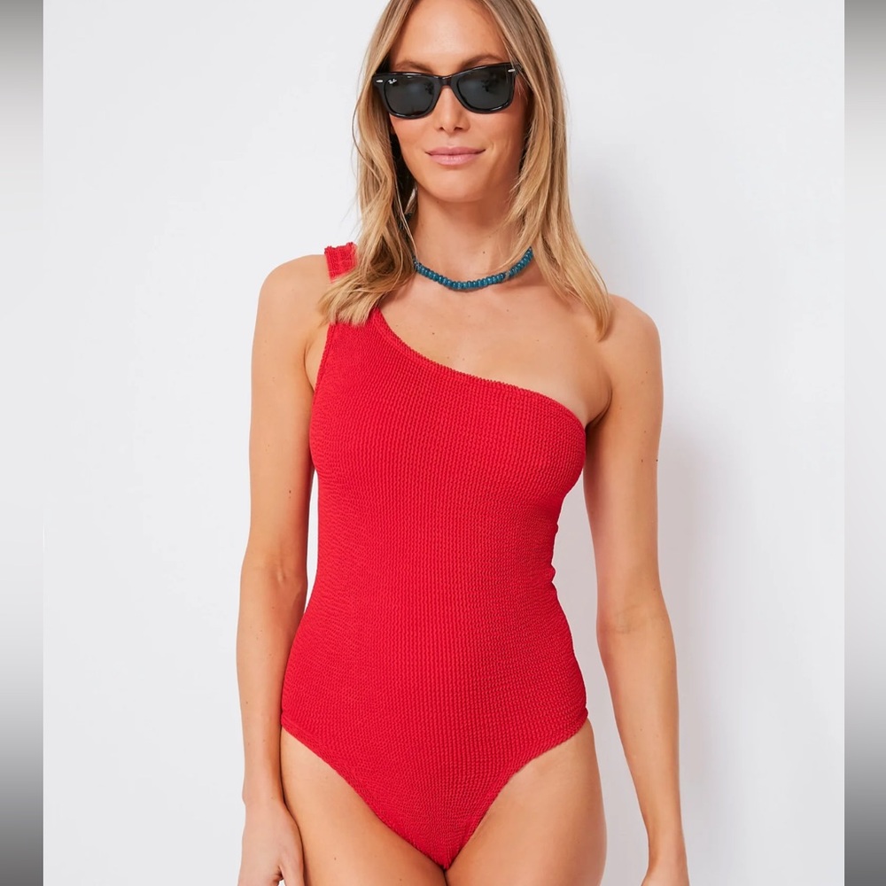 HUNZA G | Red Nancy One Piece